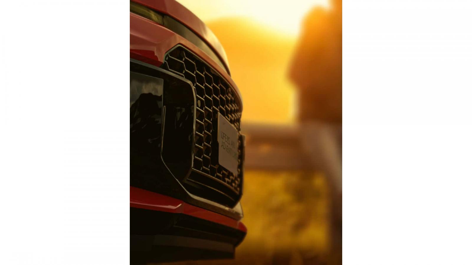 Αποκαλυπτικές teaser εικόνες του νέου Toyota RAV4